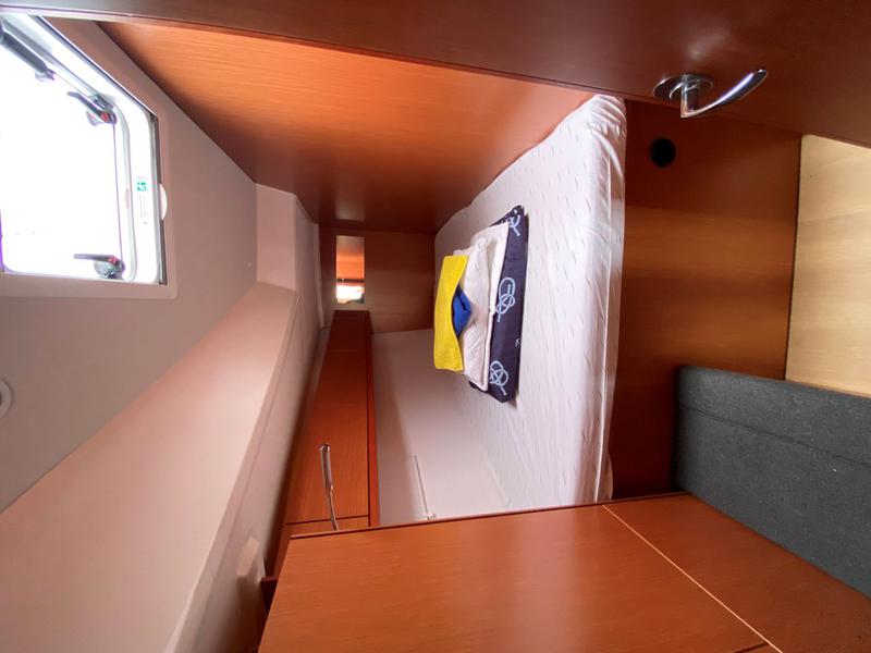 Book yachts online - sailboat - Bavaria Cruiser 46 - Tess Point - rent