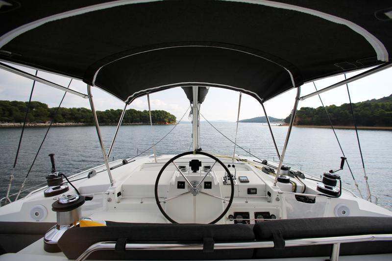 Book yachts online - catamaran - Lagoon 440 - UNIQUE - rent