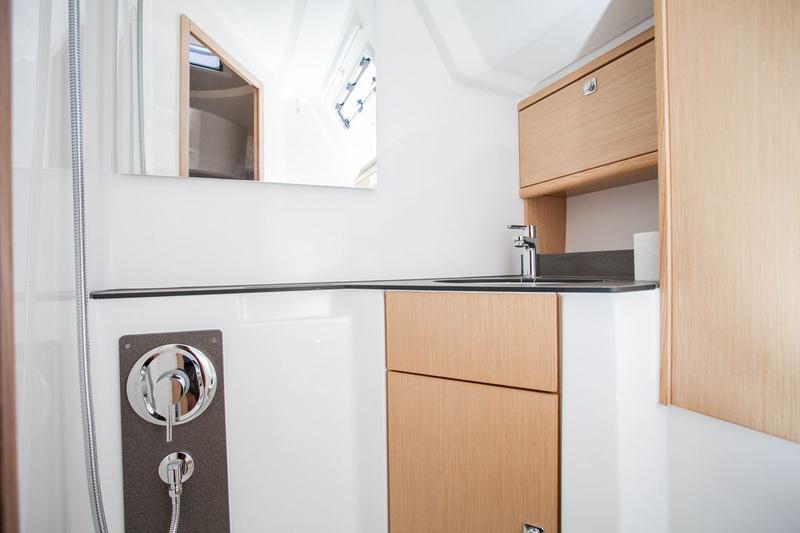 Book yachts online - sailboat - Bavaria Cruiser 46 OW. - 'njoy - rent