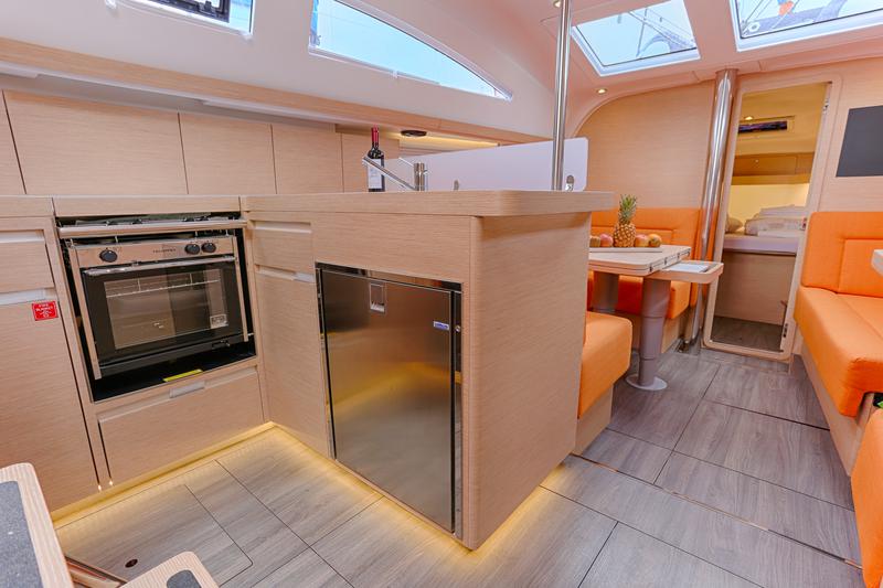 Book yachts online - sailboat - Elan 40 Impression - RIO - rent