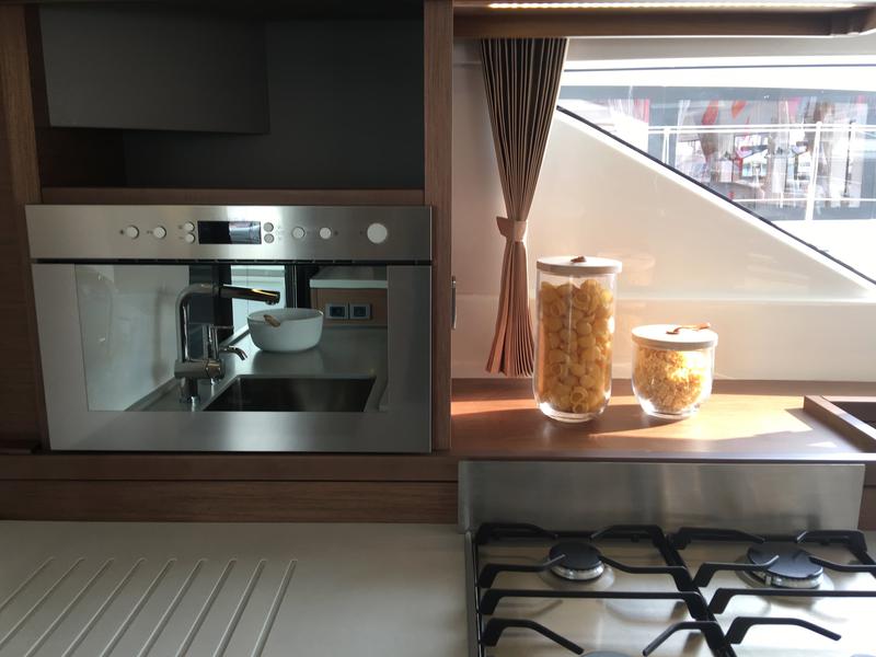 Book yachts online - catamaran - Lagoon 50 - OHANA - rent