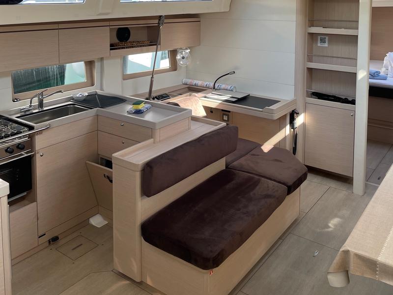 Book yachts online - sailboat - Oceanis 51.1 - Dodo - rent
