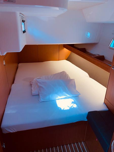 Book yachts online - sailboat - Bavaria Cruiser 46 - Paola - rent