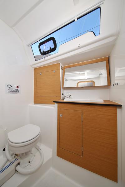 Book yachts online - sailboat - Dufour 382 - Sunset - rent
