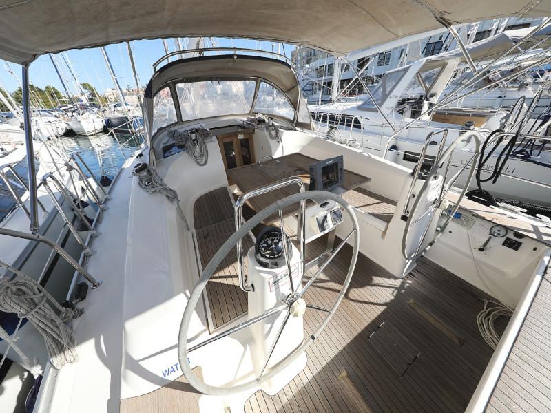 Book yachts online - sailboat - Bavaria Cruiser 40 - PIA M - rent