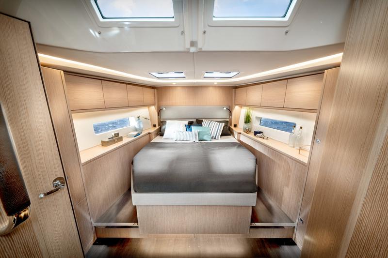 Book yachts online - sailboat - Bavaria C50 - PENELOPE - rent