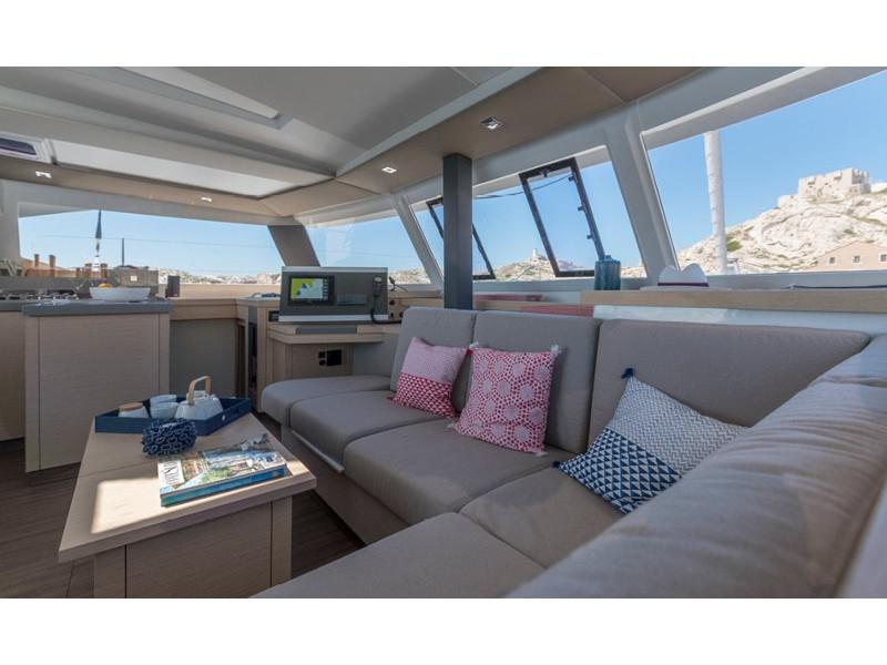 Book yachts online - catamaran - Astréa 42 - Le Bart - rent