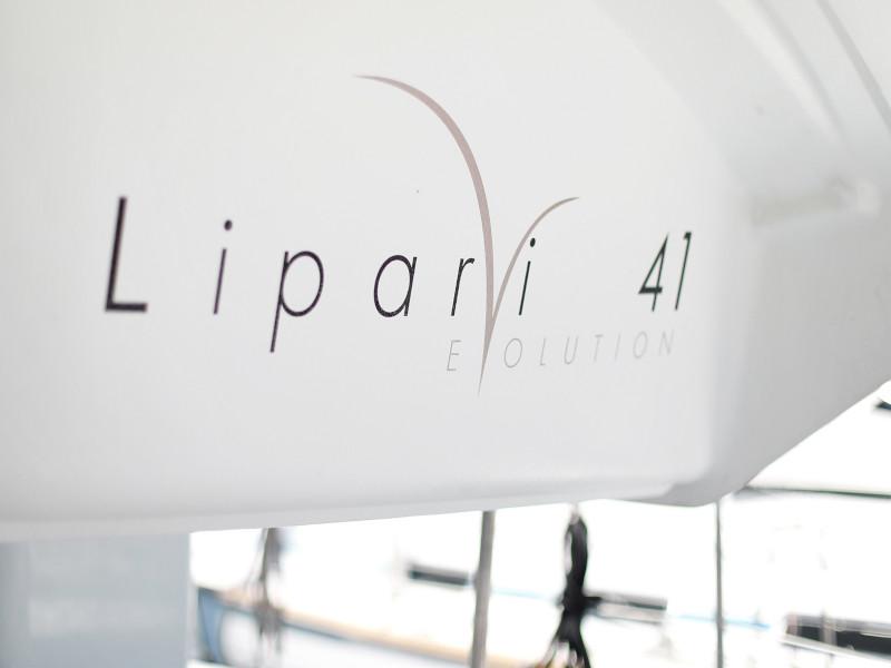 Book yachts online - catamaran - Lipari 41 - LUBI - rent