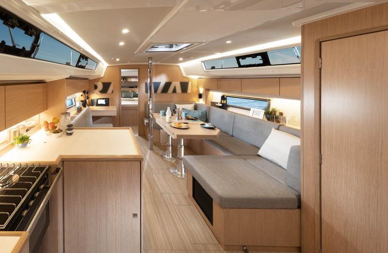 Book yachts online - sailboat - Bavaria C42 - NN - rent