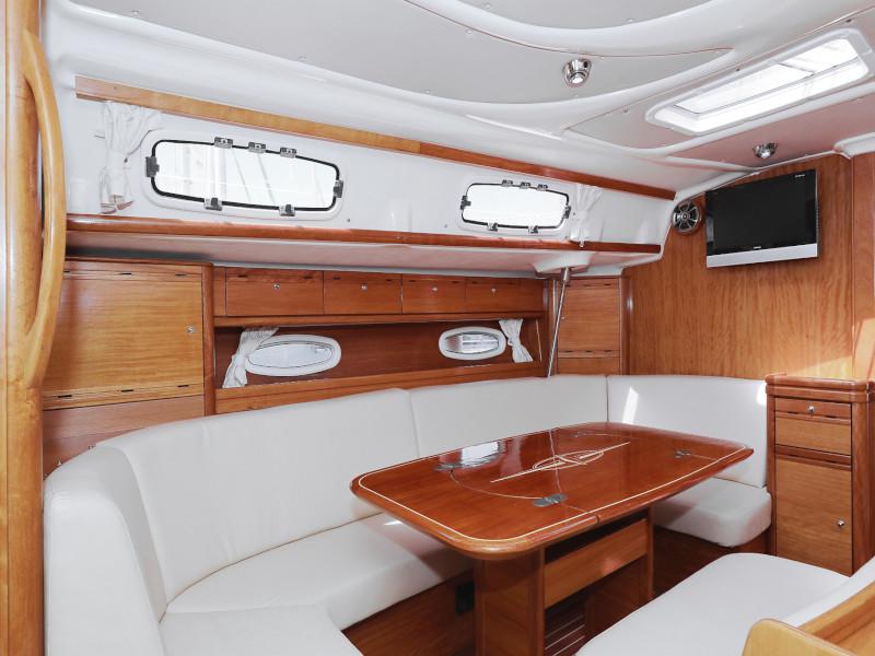 Book yachts online - sailboat - Bavaria 50 Cruiser - Fortunal - rent