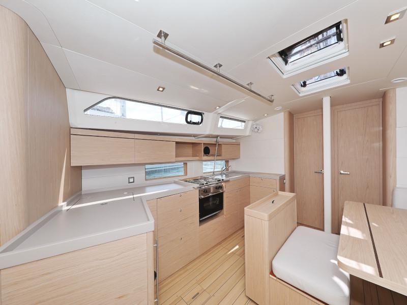 Book yachts online - sailboat - Oceanis 46.1 - MR.WHITE  - rent