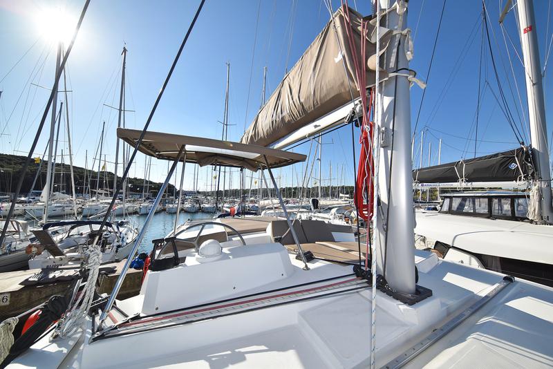 Book yachts online - catamaran - Bali 4.1 - Alinator III - rent