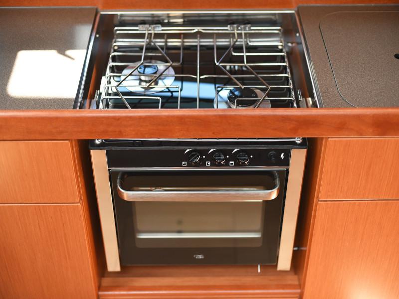 Book yachts online - sailboat - Bavaria Cruiser 46 - Jameson II - rent