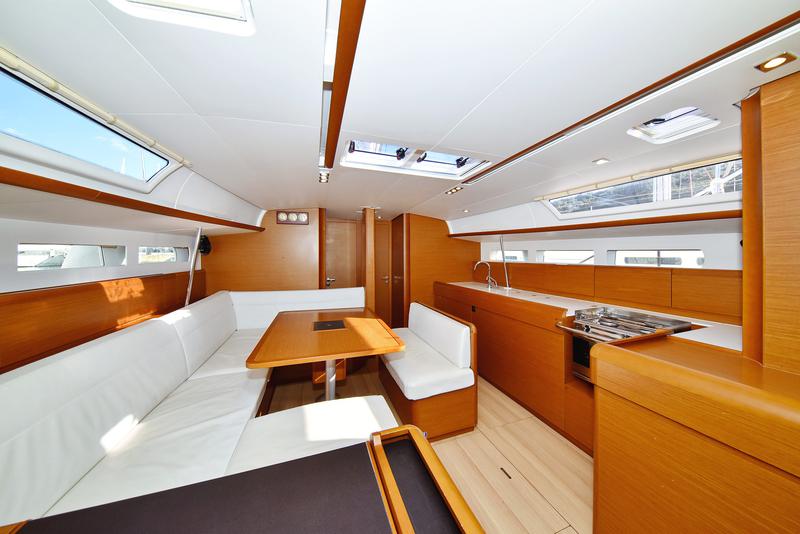 Book yachts online - sailboat - Sun Odyssey 519 - Bora - rent