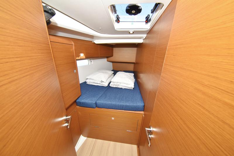 Book yachts online - sailboat - Sun Odyssey 519 - Bora - rent
