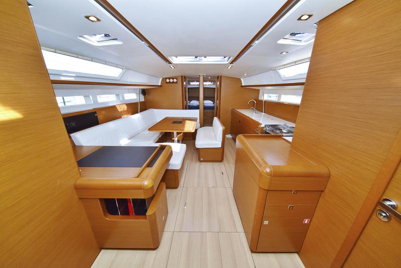 Book yachts online - sailboat - Sun Odyssey 519 - Bora - rent