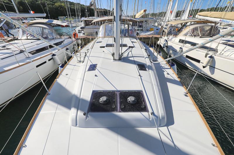 Book yachts online - sailboat - Sun Odyssey 519 - Bora - rent