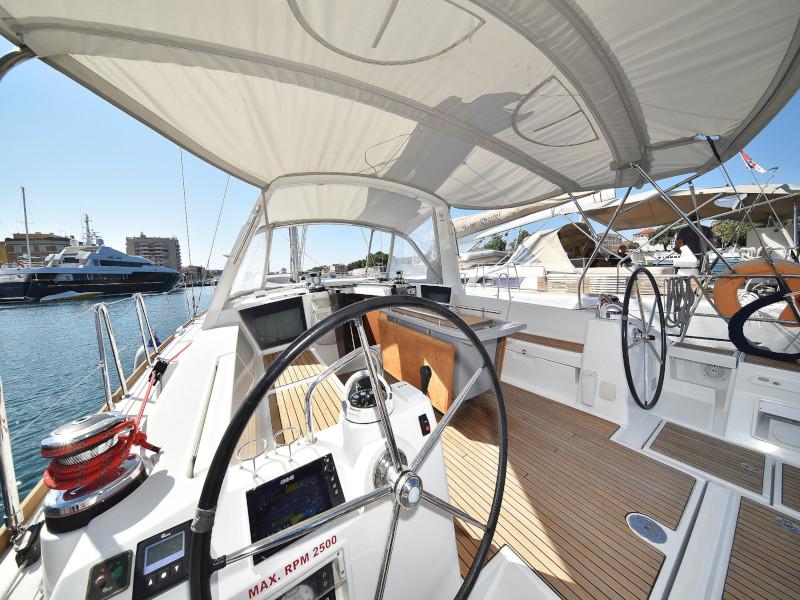 Book yachts online - sailboat - Oceanis 45 - Lighea - rent
