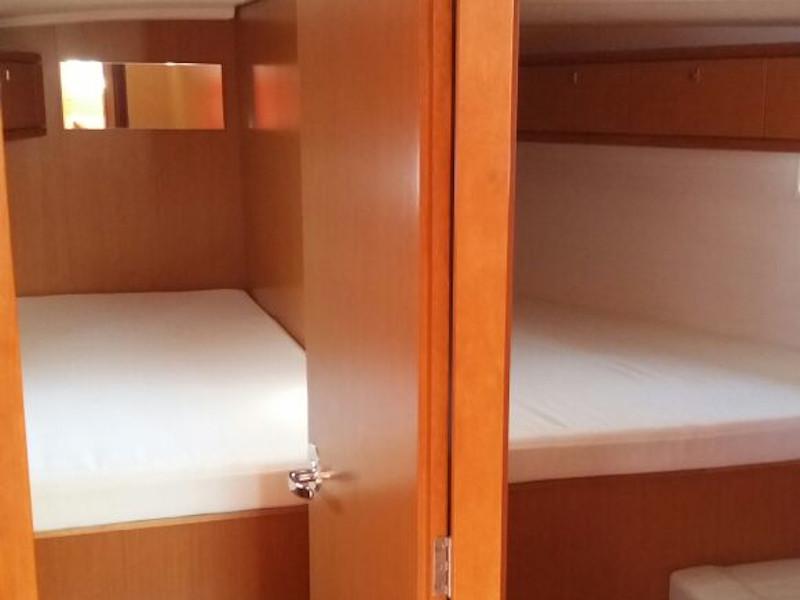 Book yachts online - sailboat - Bavaria Cruiser 46 (8+2 berths) - Francesca - rent