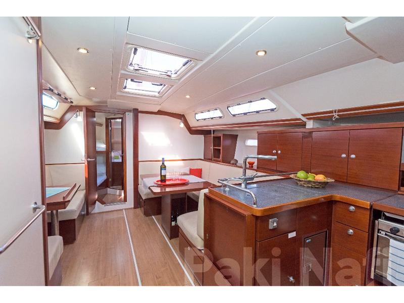 Book yachts online - sailboat - Hanse 430 - Paki Nafi - rent