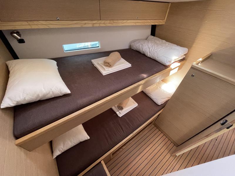 Book yachts online - sailboat - D&amp;D Kufner 54.2 - LUPELA - rent