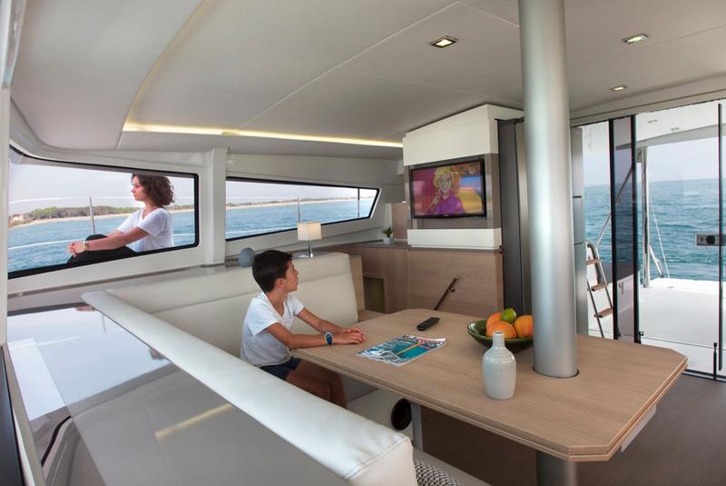 Book yachts online - catamaran - Bali 4.5 - LeAndra - rent