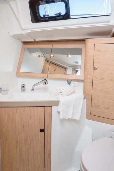 Book yachts online - sailboat - Oceanis 45 - Asteria - Standard line - rent