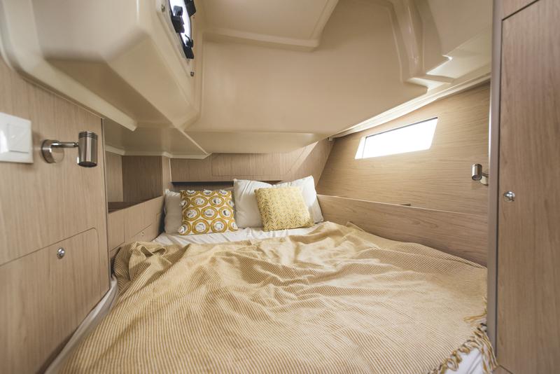 Book yachts online - sailboat - Oceanis 41.1 - Hydros - Standard line - rent