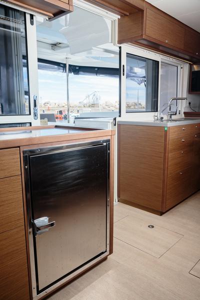 Book yachts online - catamaran - Lagoon 450 Fly - Didyme - Comfort line - rent