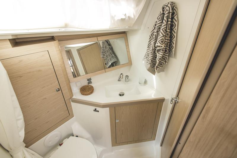 Book yachts online - sailboat - Oceanis 45 - Skylla - Standard line - rent