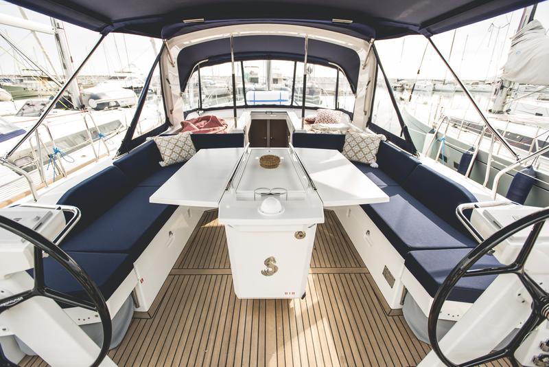 Book yachts online - sailboat - Oceanis 51.1 - Hybris - Premium line - rent