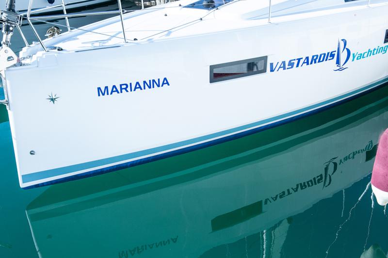 Book yachts online - sailboat - Sun Odyssey 410 - Marianna - rent
