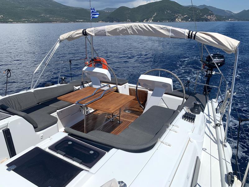 Book yachts online - sailboat - Hanse 458 - Oreo - rent