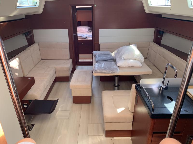 Book yachts online - sailboat - Hanse 458 - Oreo - rent