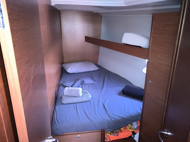 Book yachts online - sailboat - Dufour 460 Grand Large (5 cab) - Salted Caramel - rent