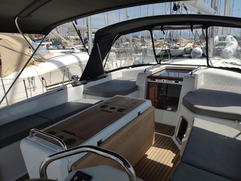Book yachts online - sailboat - Jeanneau 51 - Sogno di Mare - rent
