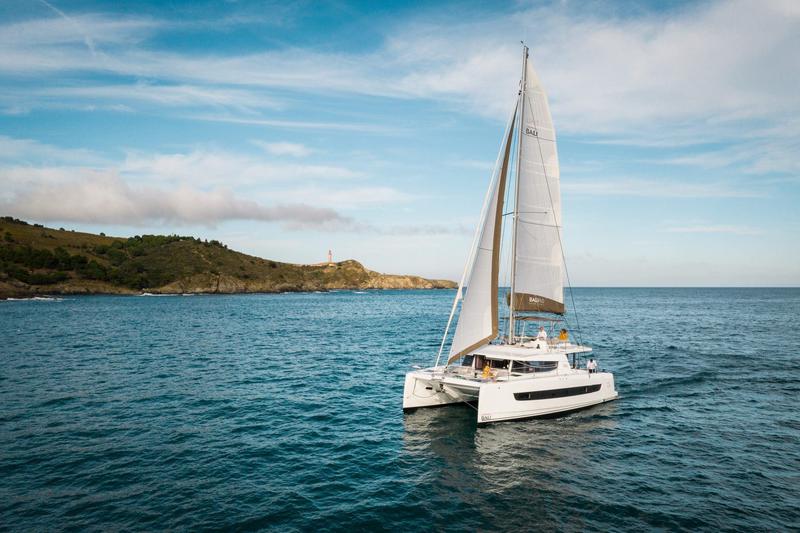 Book yachts online - catamaran - Bali 4.6 - Moderna - A/C, Generator, WM, Solar Panel, BBQ - rent