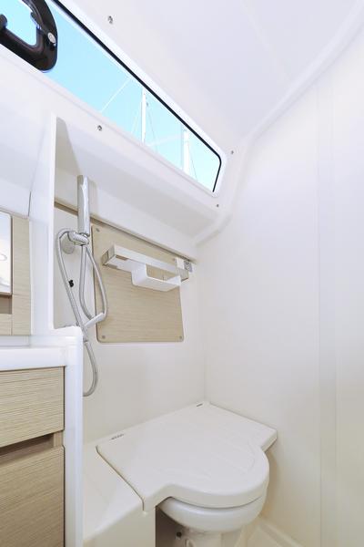 Book yachts online - sailboat - Hanse 388 - LoTi - rent