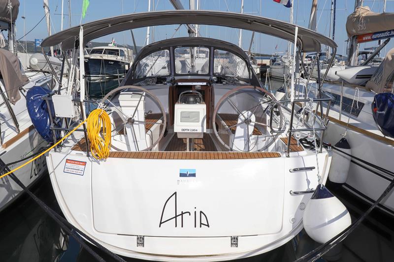 Book yachts online - sailboat - Bavaria Cruiser 34 - 3 cab - Aria  - rent