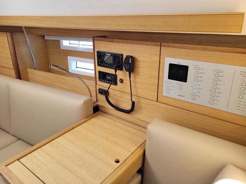 Book yachts online - sailboat - Elan Impression 40.1 - Eliana - rent