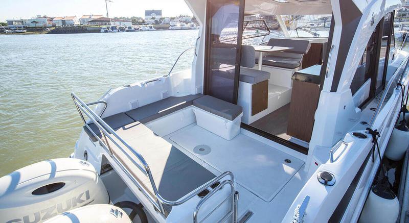 Book yachts online - motorboat - Antares 9 OB - Lolo - rent