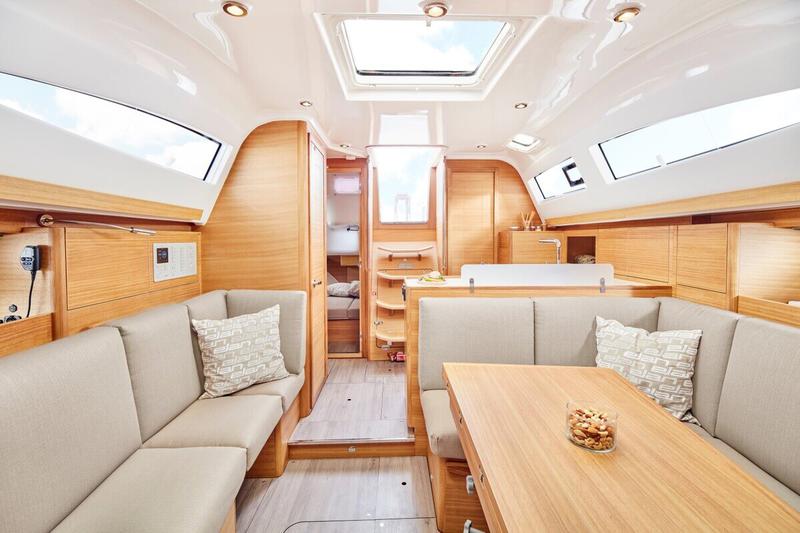 Book yachts online - sailboat - Elan Impression 40.1 - Sv. Nikola - rent
