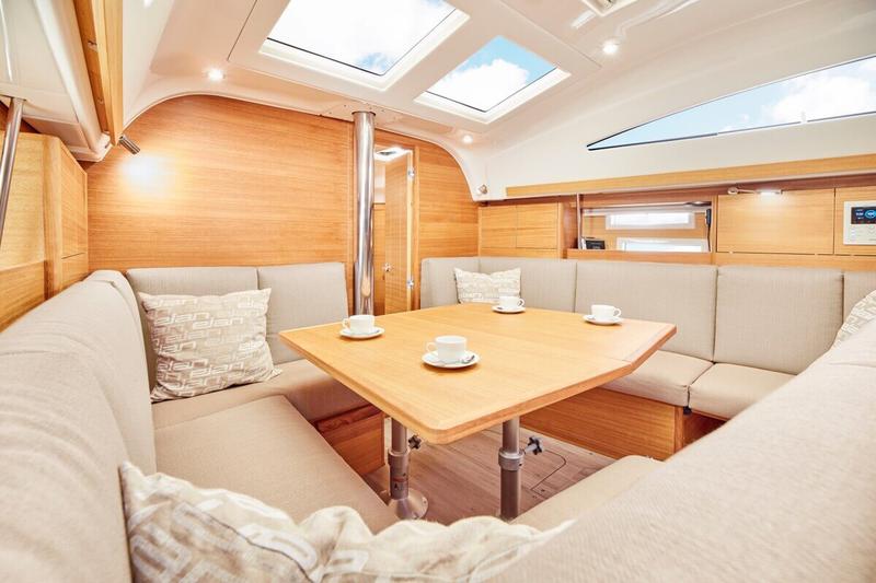 Book yachts online - sailboat - Elan Impression 40.1 - Sv. Nikola - rent