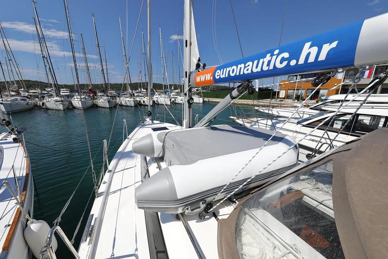 Book yachts online - sailboat - Bavaria C38 - WioSam - rent