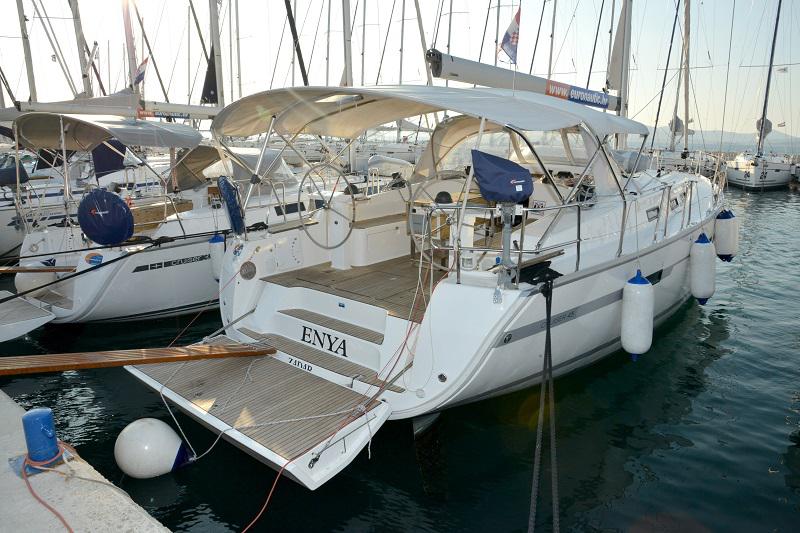 Book yachts online - sailboat - Bavaria 45 Cruiser - Enya - rent