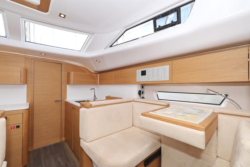 Book yachts online - sailboat - Elan GT 6 Porsche Design 50 feet with AC and Generator - Revolution - rent