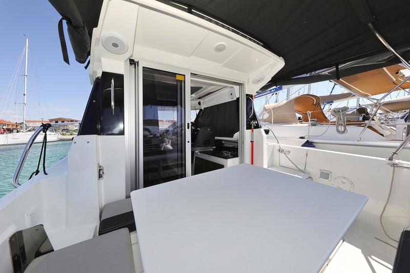 Book yachts online - motorboat - Merry Fisher 795 - Tena - rent