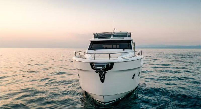 Book yachts online - motorboat - Greenline 45 Fly - Chili - rent