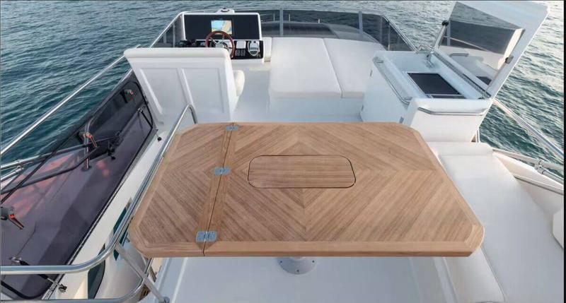Book yachts online - motorboat - Greenline 45 Fly - Chili - rent