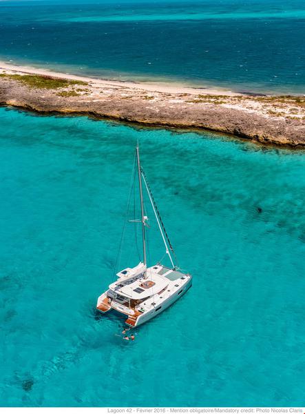 Book yachts online - catamaran - Lagoon 42 - Sail la Vie - rent